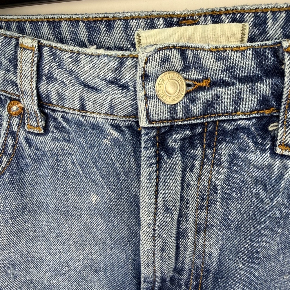 We The Free by Free People Dakota Straight Leg Distressed Fray Hem Jeans Size 27 - Picture 5 of 11